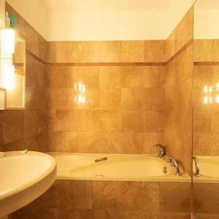 Spacieux Au Coeur Du Marais | 4 Personnes Apartment *
