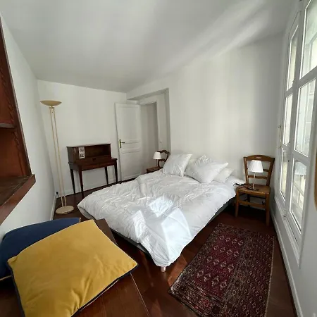 Spacieux Au Coeur Du Marais | 4 Personnes Apartment
